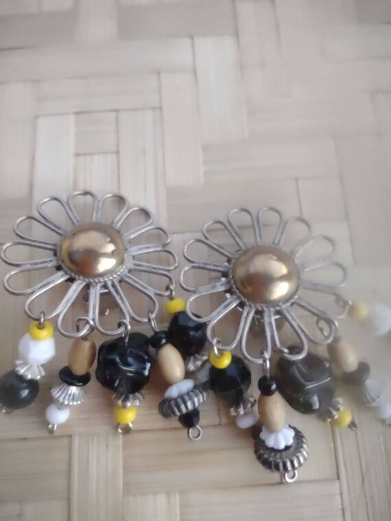 Vintage clip ons earrings Gem