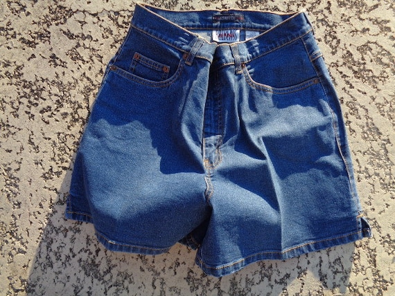 Vintage 80s Bill Blass jeans mom shorts