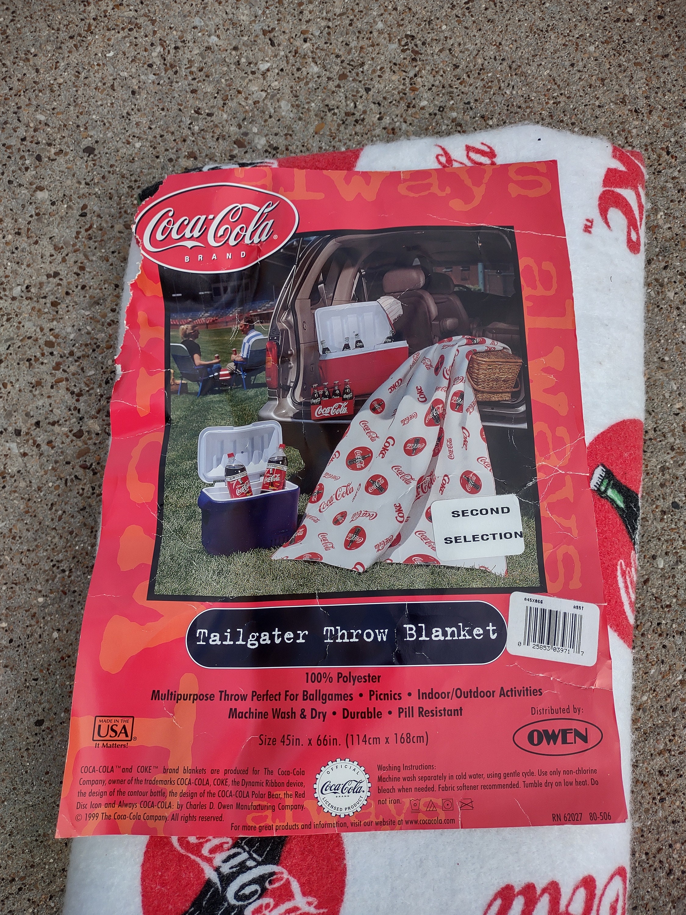 Coca Cola Knitted Throw Blanket Tapestry Wall Hanger w/Fringe 60
