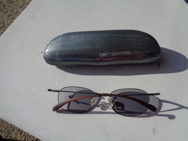 nike sunglasses case