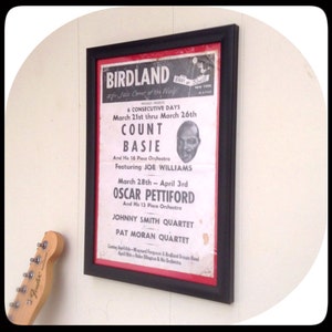 Gealterte Reproduktion eines Birdland Jazz Club Posters von 1950 mit Count Basie - Größe A4.
