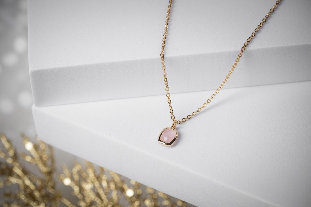 18-inch Adjustable Stainless Steel Chain Necklace, Rose Quartz Pendant ...