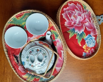 Basket - Teapot and cups - made in China Travel tea set