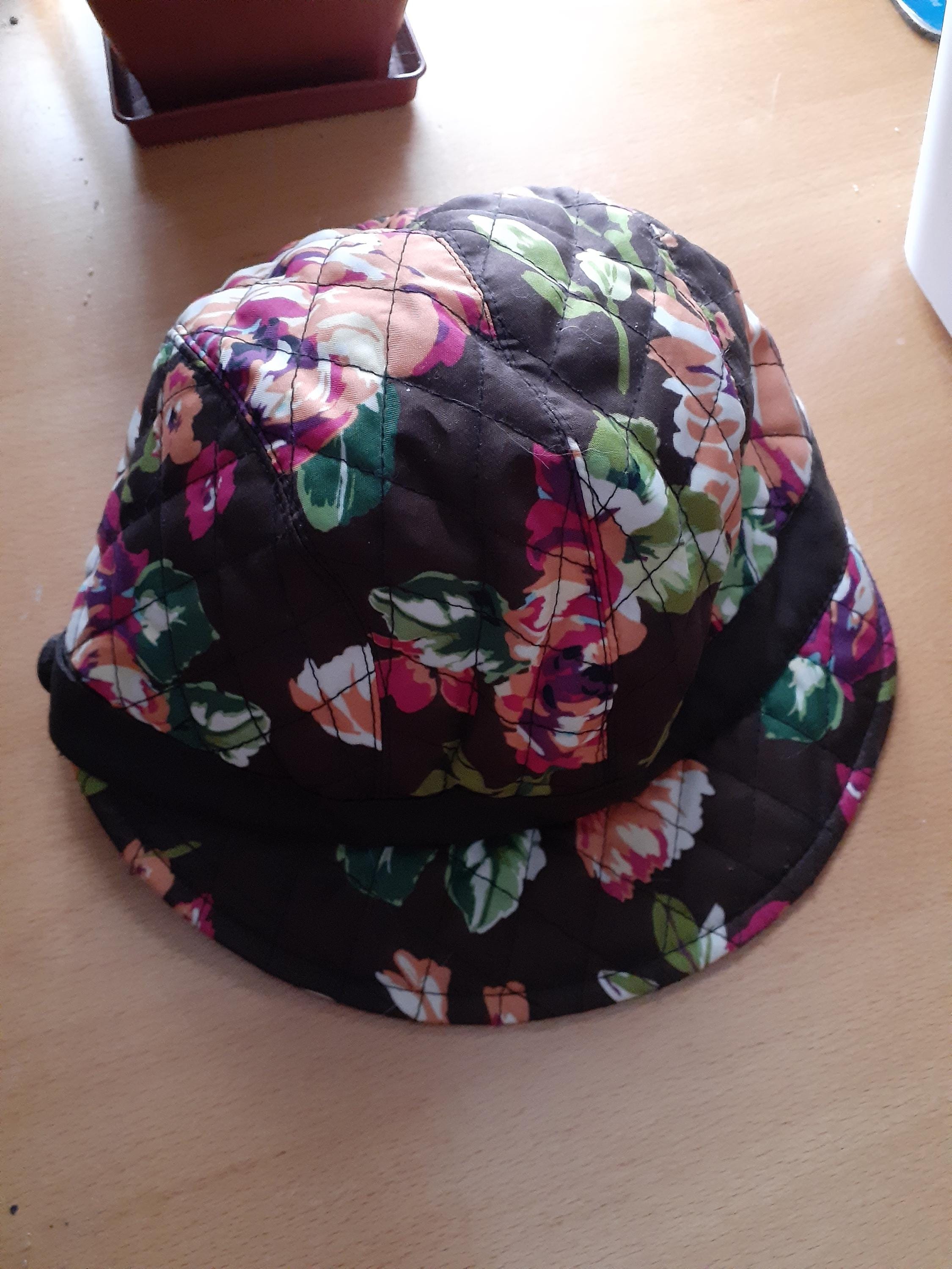 Hat Vera Vintage - Etsy display picture 2