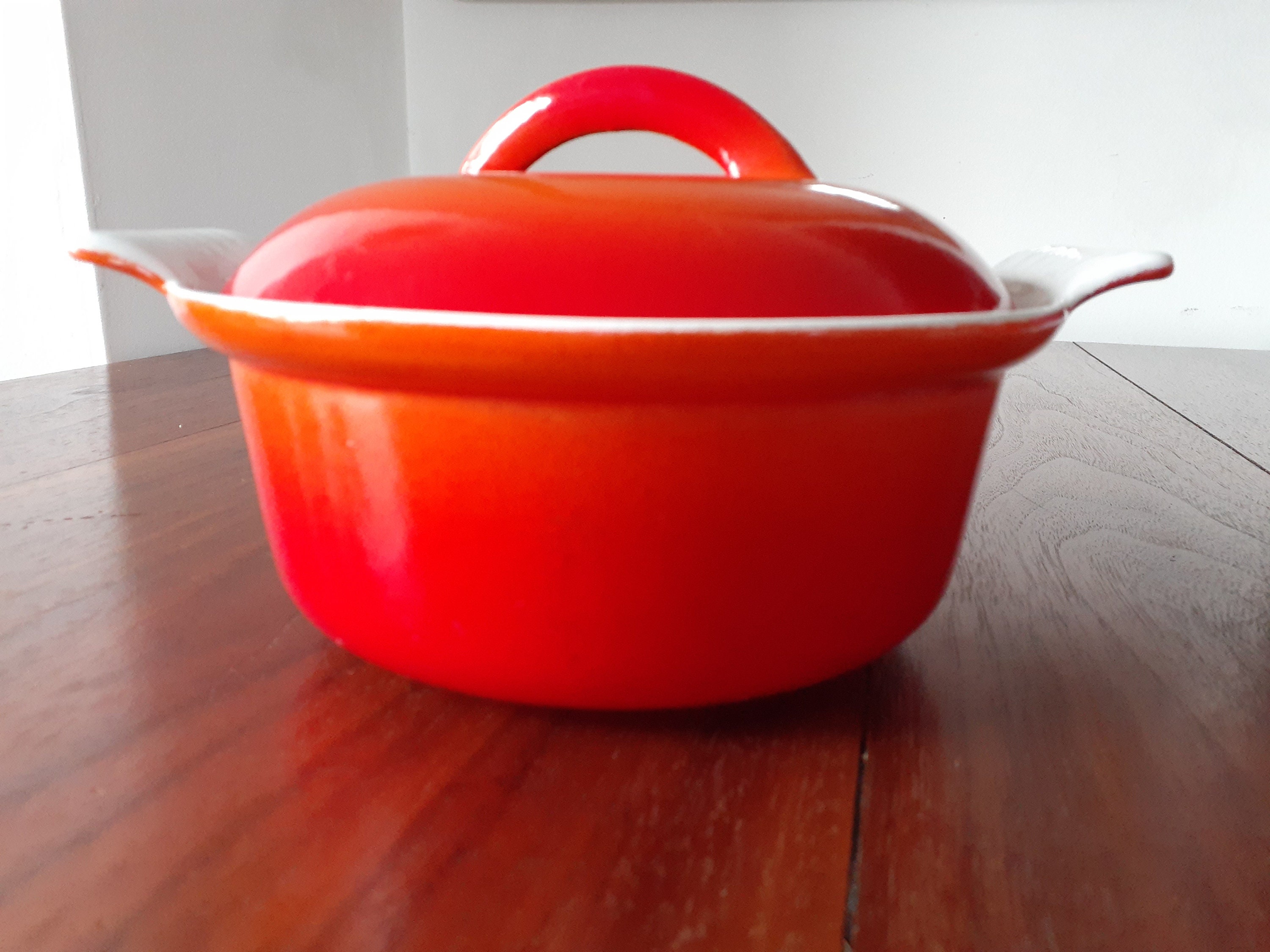 Crock Pot 10 inch Enamel Cast Iron Skillet - Gradient Red