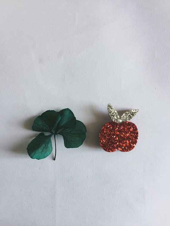 The Albertine Apple - Apple - Apple Brooch - Handmade - soft Cactus brooch - La Rochelle