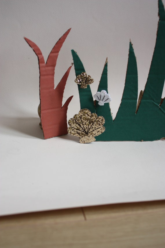 Mini sequined seashell brooch, handmade with love by Tendre Cactus