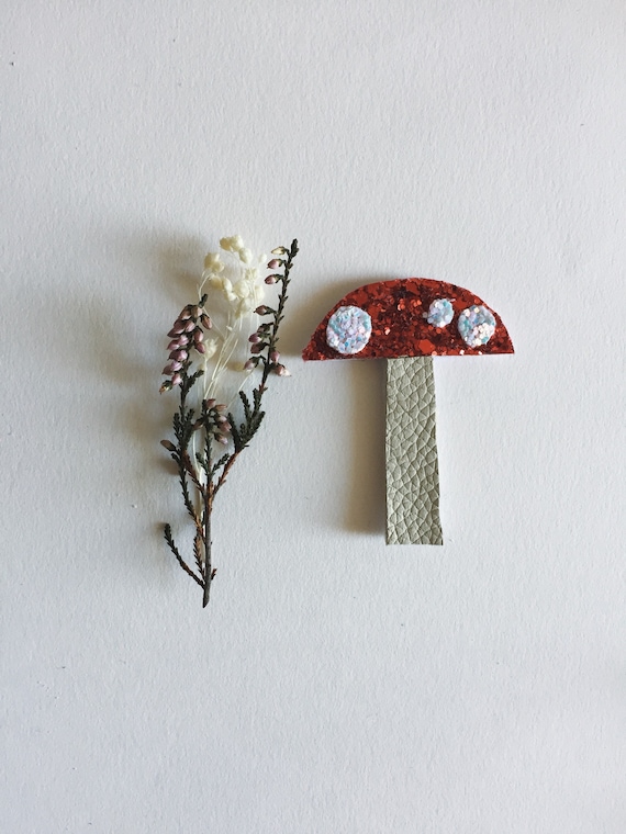 OLAF mushroom - Mushroom Brooch - pin mushroom - Sparkles & Leather - Handmade - soft Cactus - La Rochelle