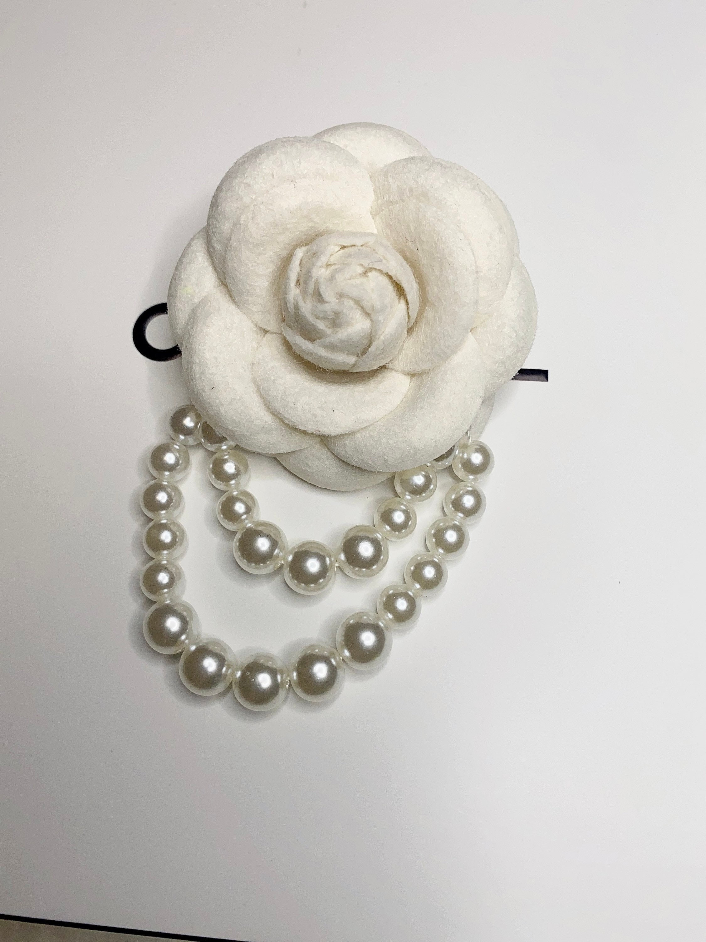 Chanel Brooch Pearl