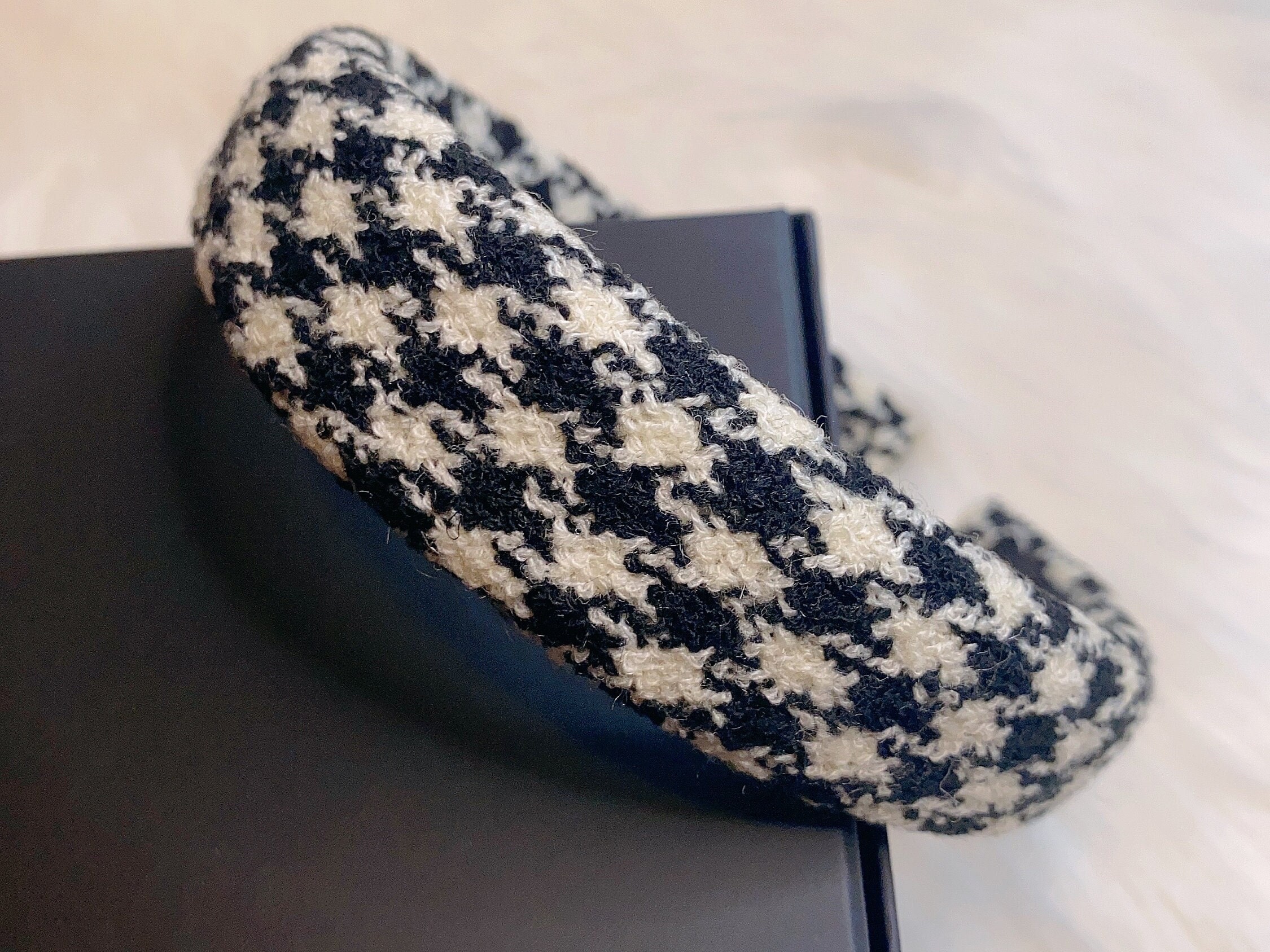 New ✨ Luxe Black & White Sophisticated Tweed Boutique Statement Headband Black Tweed Headband - Etsy main image 2
