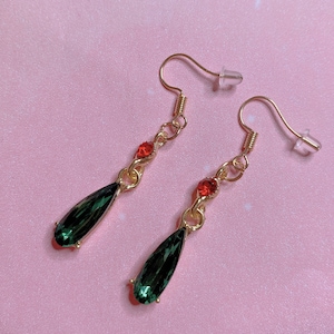 Japan Anime earrings movie cosplay walking fantasy earrings Japanese moving castle emerald green and red glass crystal dangle drop earrings