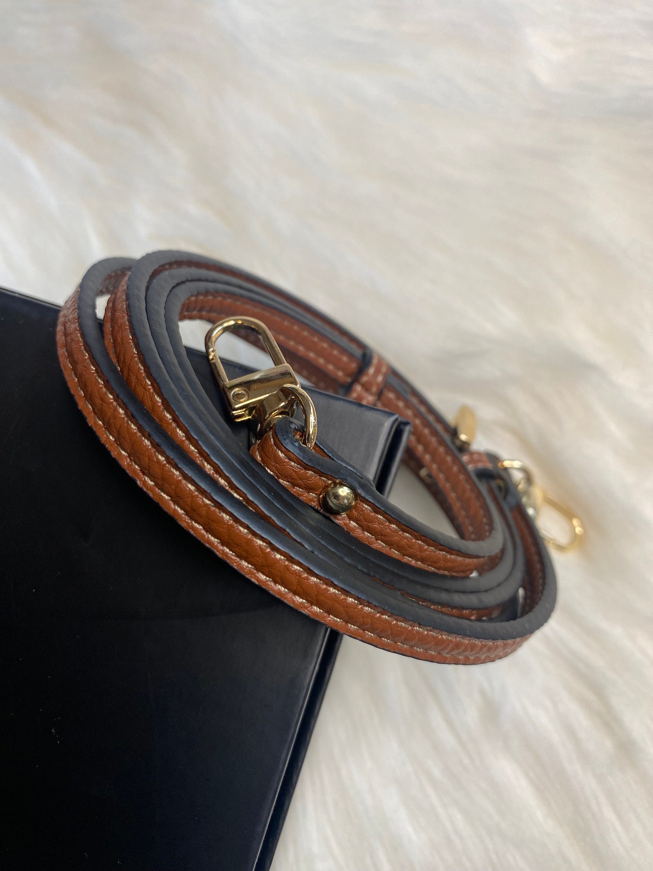 Burberry purse strap replacement deals