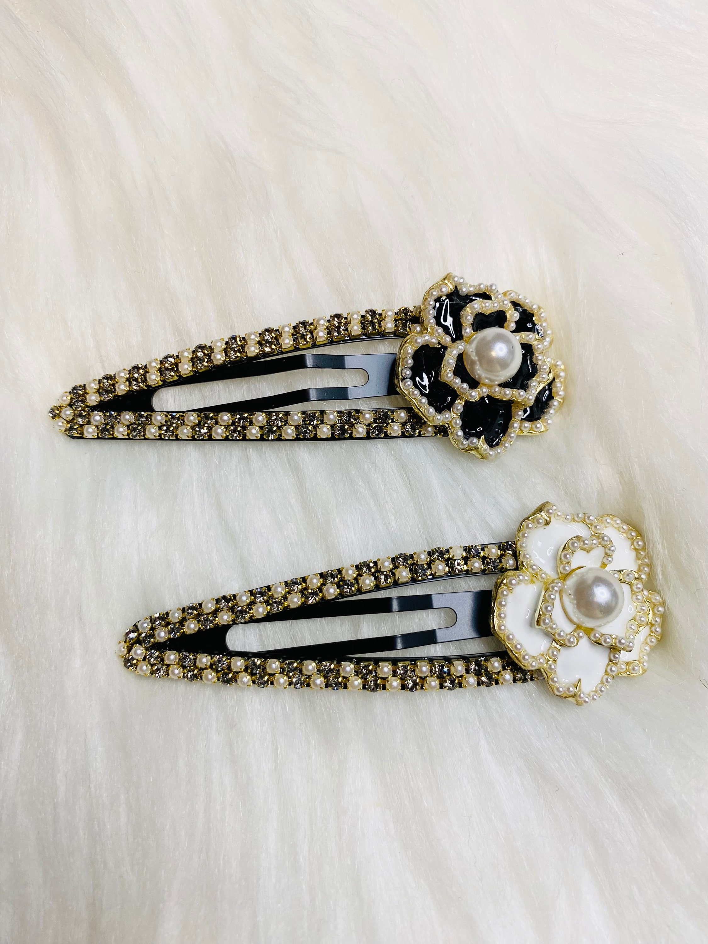 Luxury Camellia Flower Black or White Floral Velvet Hair Clips Black Velvet Camellia Hair Clip | Pearl Flower Barrette  main image 3