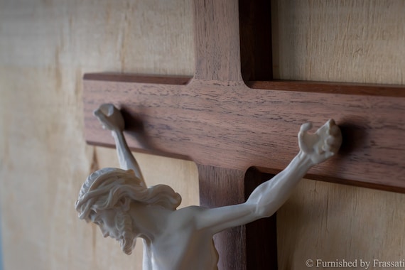Crucifijo de pared grande de 24 con cuerpo blanco Crucifijo de madera  Regalo de bautismo Regalo católico Cruz de madera Regalo de boda Crucifijo  de madera -  España