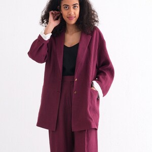 Casual Loose Natural Blazer for women, ideal for summer, featuring pockets, showcased on a model.