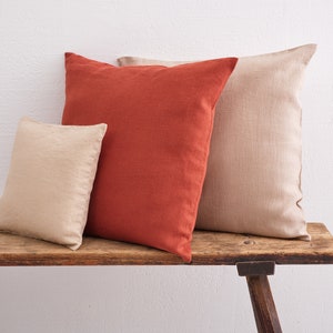 Minimalist Linen Pillow Cover with Zipper Closure - Available in Various Sizes and Colors