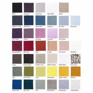 Peut inclure: Un nuancier de 36 échantillons de tissu en lin de différentes couleurs. Les échantillons sont disposés en rangées et en colonnes, chaque échantillon étant étiqueté avec son nom de couleur. Les couleurs comprennent le noir, le charbon de bois, le gris clair, le blanc optique, le beige, le gris bleuet, le bleu marine, le bleu denim, le vert de mer, le bleu aérien, le bleu bébé, le violet ultra, le mauve, l'orchidée, la lavande, la rose poudrée, le rouge bordeaux, le rouge vin, la rouille, la poudre, la pêche pâle, le blanc lait, le taupe, le noir rayé, le lin non teint, la gaufre non teinte, la gaufre blanche, l'imprimé floral, l'olive, le vert mousse, le citron vert, l'alouette, le jaune doré, la moutarde, le bleu classique, le bleu canard, la menthe, le gris non teint, le bleu non teint et le blanc non teint.