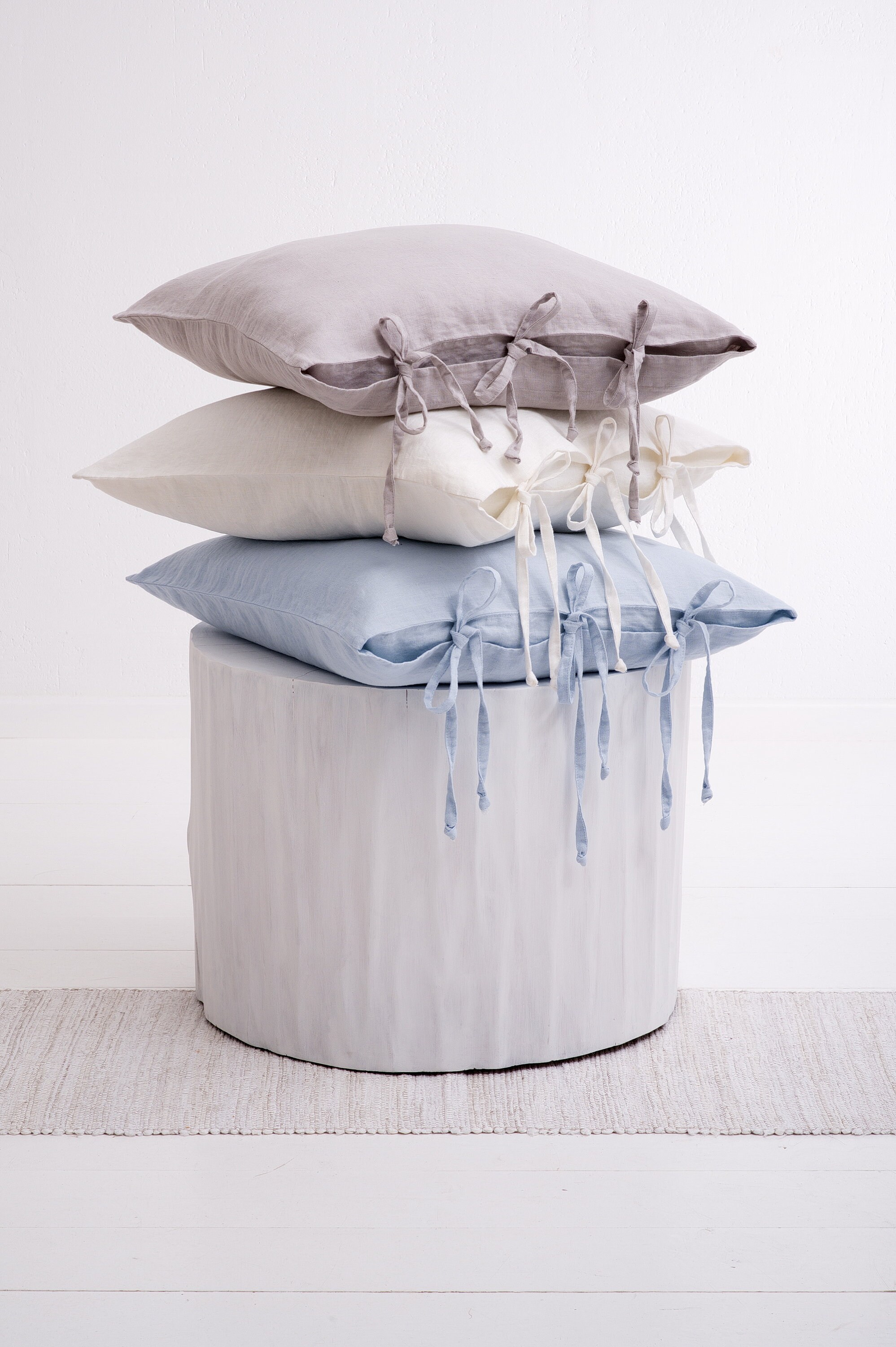 DII Gray French Blue and Semi-bleach Pillow Cover 18x18 inch 4 Piece