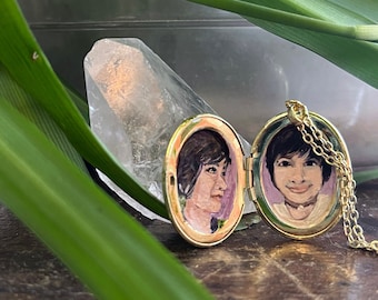 Custom hand painted locket, personalized gift, miniature painting, locket portrait, acrylic portrait, unique gift, mother's day