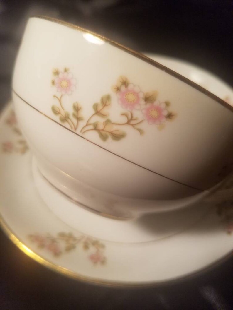 1930/'s Noritake M Pink Flower with Gold Trim Teacup and Saucer set