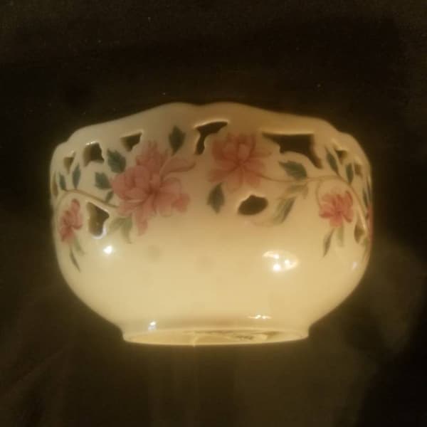 Lenox Barrington Collection Pier Medium Pierced Edge Bowl