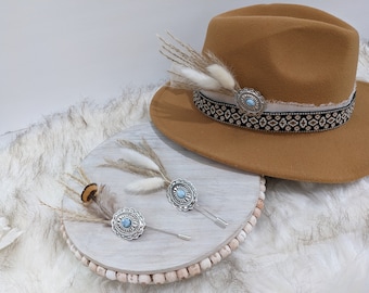 Concho Feather hat pins /Hat Accessory/Western Brooch/Hat Pin/Hat Jewelry/Lapel Pin /Boutonniere Pin/ Concho Pin