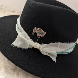 Buffalo Hat Pins with Turquoise Stone. Cowboy buffalo Pin.  Update your favorite western hat. Pin to purse or scarf! Western Brooch