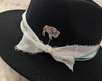 Buffalo Hat Pins with Turquoise Stone. Cowboy buffalo Pin.  Update your favorite western hat. Pin to purse or scarf! Western Brooch