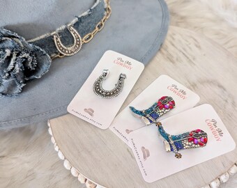 Rhinestone Rodeo Boot Pin! Update your favorite western hat. Pin to purse or scarf! Western Glam Horseshoe Pin