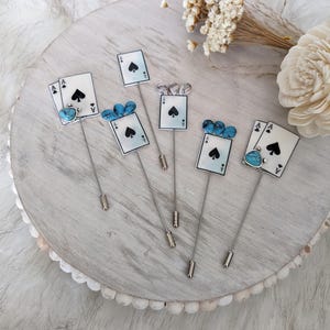 Épingle à chapeau de carte à jouer Ace !  Mettez à jour votre chapeau western préféré. Épinglez votre sac à main ou votre écharpe ! Broche western