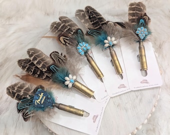 Upcycled casing Hat Pins with feathers dried flowers. Hat Accessory/ Western wedding Boutonniere / Groomsmen Pin