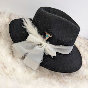 Cow Skull Gemstone Hat Pins. Update your favorite western hat. Hat Accessory/Western Brooch/Hat Pick/Hat Jewelry