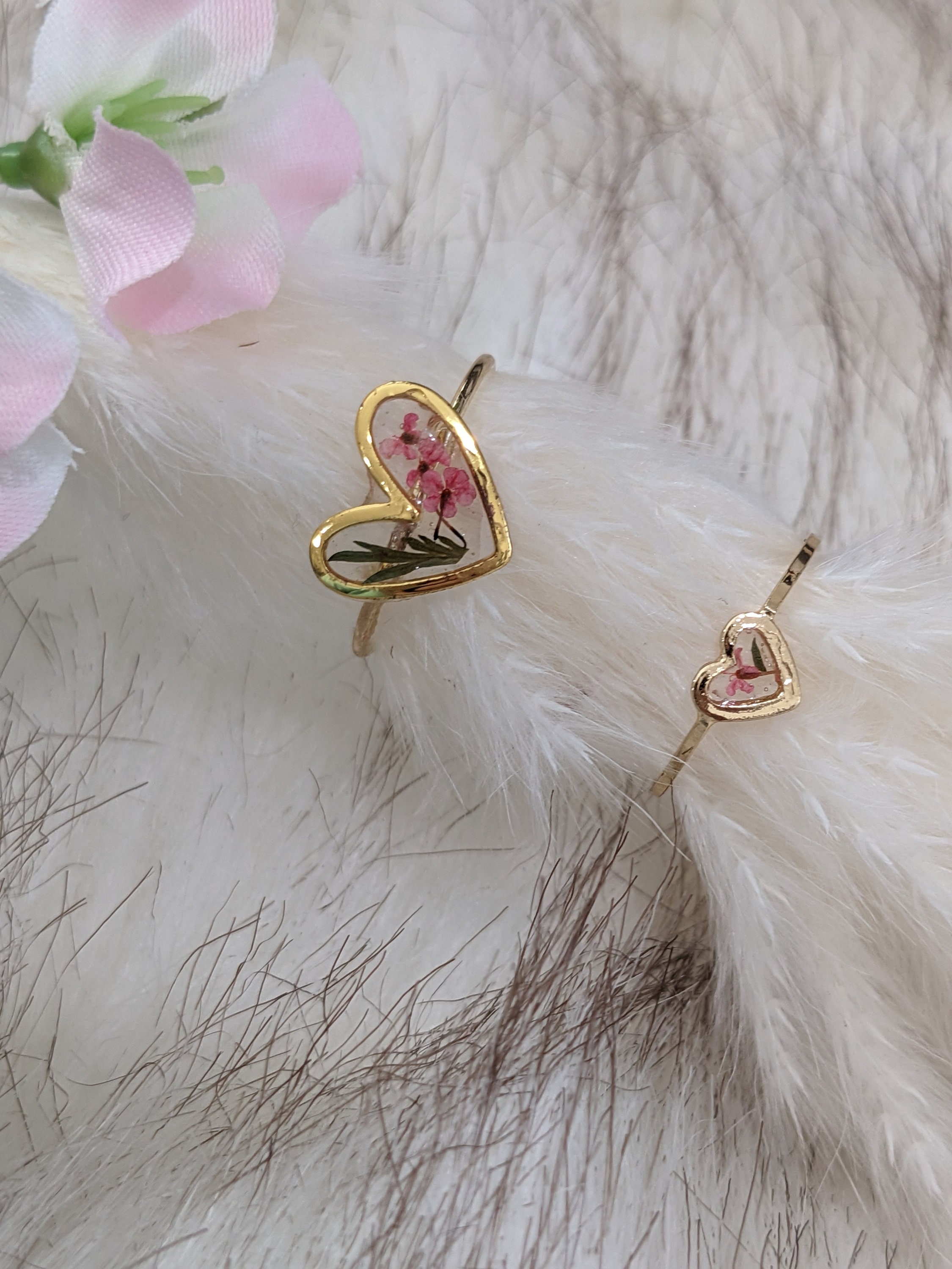 入荷なう Flower Preserved Gold for Ring Flower Pressed Ring, Heart アクセサリー