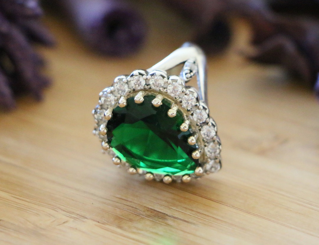 Hurrem Sultan Rings, Turkish Jewelry, 925 Sterling Silver With Green and White Cubic Zirconia
