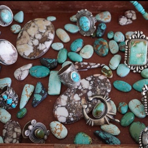 Vintage TURQUOISE Cabochons  - Loose #8 Mine and Royston Mine in Nevada ~ Don Dobson Estate Sale L7