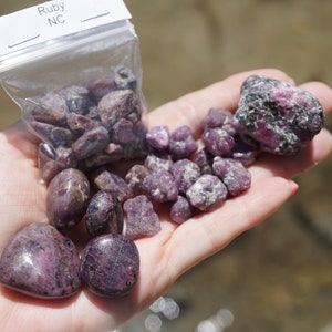 Raw RUBY Raw SAPPHIRE Corundum Crystals - Healing Crystal - Hexagonal from Madagascar Root Chakra