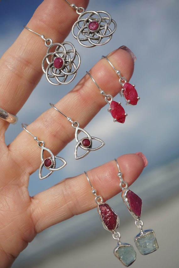 Faceted RUBY Earrings in 925 Star Ruby Rhombohedr… - image 1