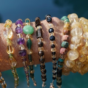 Natural CITRINE Bracelets from BRAZIL - Beaded Stretch with PERIDOT, Ocean Jasper, black Tourmaline -  Healing Crystal has Iron will L104