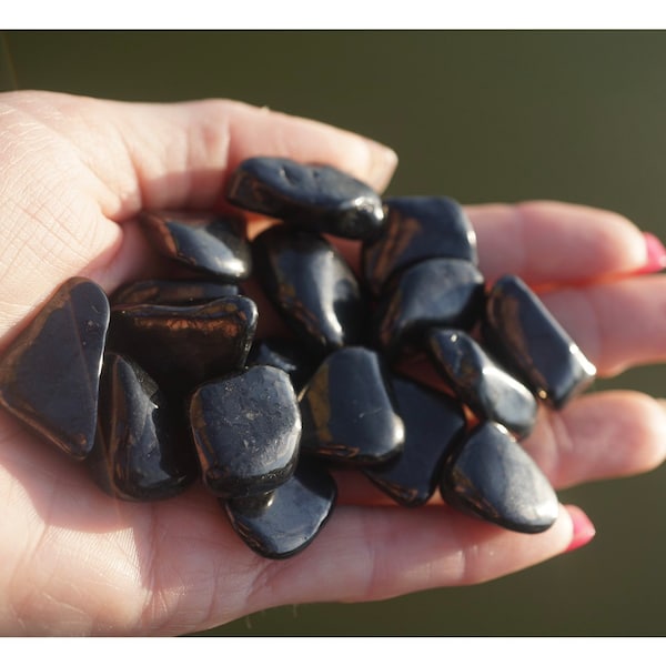 Tumbled SHUNGITE Medium Pocket Stone 3/4 - 1 inches  Size -  Healing Crystal EMF Harmonizing