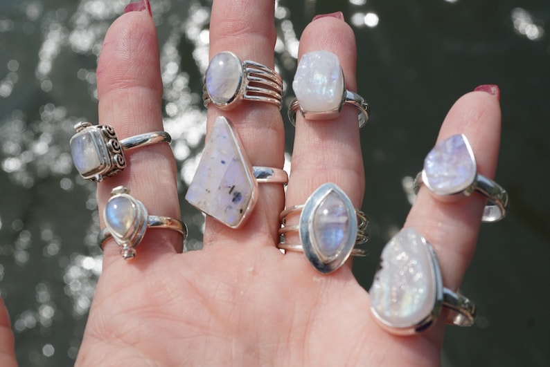 Natural Moonstone Ring, silver moon stone ring, blue moonstone jewelry, blue flash, healing stone ring - White Moonstone 925 Silver image 10