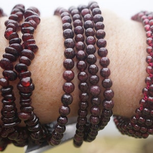 Red GARNET Bracelet - Beaded Stretch Bracelets 7” - from Madagascar - This Healing Crystal can lower blood pressure L103