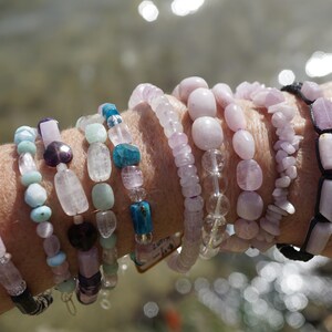 Pulsera de KUNZITA rosa, cuentas de kunzita de litio, joyería de kunzita, pulsera de piedras preciosas, shungita cristalina curativa, apatita neón, Herkimer L171