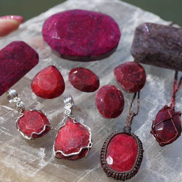 Faceted RUBY Jewelry in 925 Sterling Silver - Red Ruby Macrame Necklace - Loose Red Ruby cabochon Natural Ruby