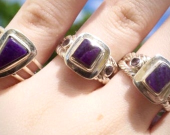 Polished SUGILITE Ring in 925 Sterling Silver - This Rare Healing Crystal can give strong healing with LOVE - Sizes 8-12 MR9