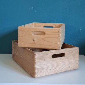 Mcm パイン材の木箱 / ヴィンテージ木製収納ボックス / ヴィンテージ食器ホルダー / 70 年代の収納用大型木箱