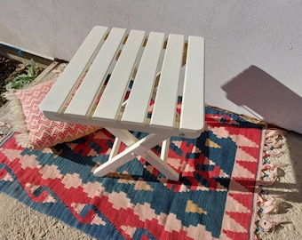 Kleine terrastafel mcm, tuinpottafel, salontafel buiten, retro witte balkontafel, picknicktafel