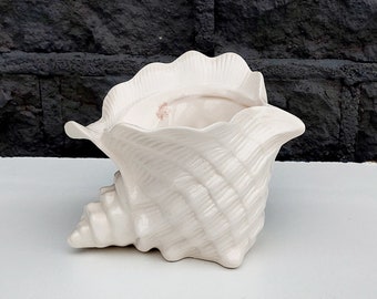 Ceramic sea shell candle holder / white ceramic candle holder