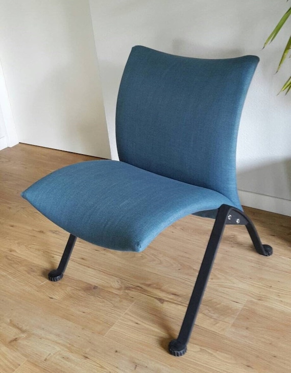Blue lounge chair PK 22 style
