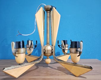 Art Deco chandelier in brass and light wood