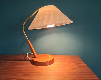 Schweizer Temde Tischlampe Typ 33 | Film Tischlampe